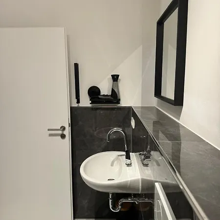 Apartment Moderne Mit Balkon 1 *