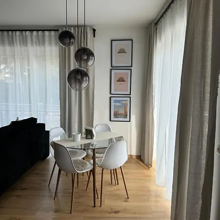 Apartment Moderne Mit Balkon 1 *