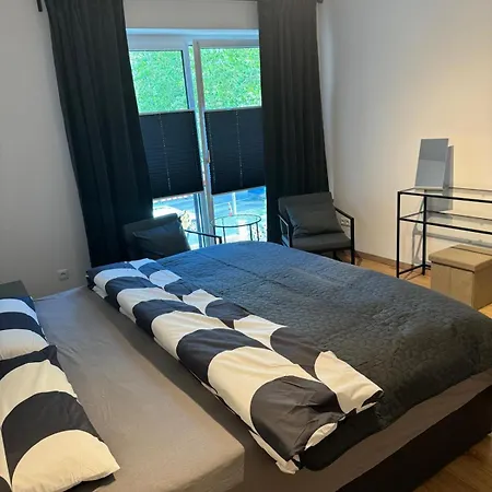 Moderne Mit Balkon 1 Apartment Lubeck